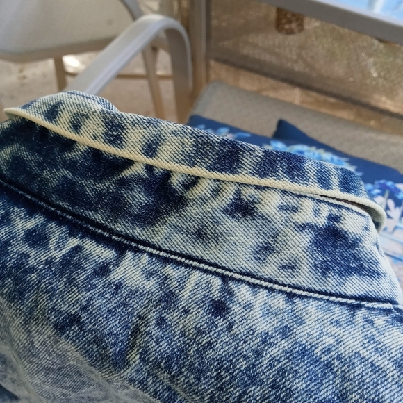 Vintage acid wash denim coat - Picture 5 of 9